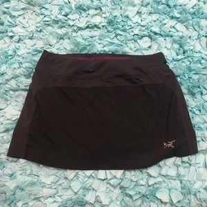 Large Arct’eryx tennis skort